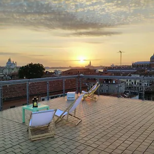 Sunny Terrace Venezia